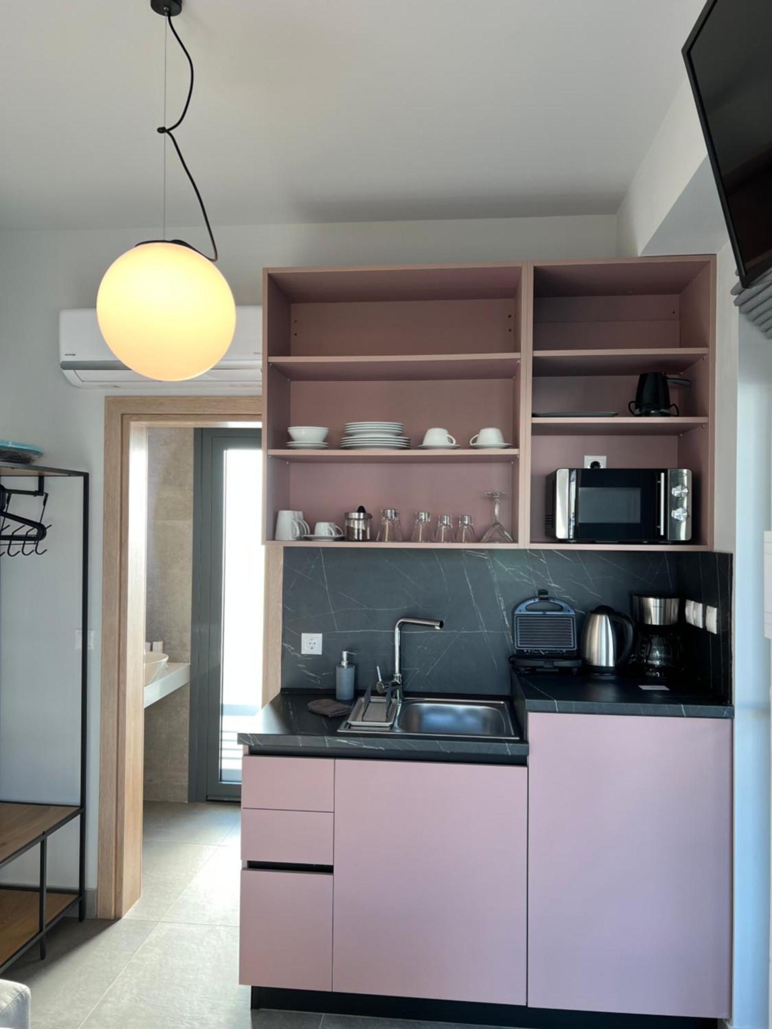 Aeson Premium Living Aparthotel Volos Ngoại thất bức ảnh