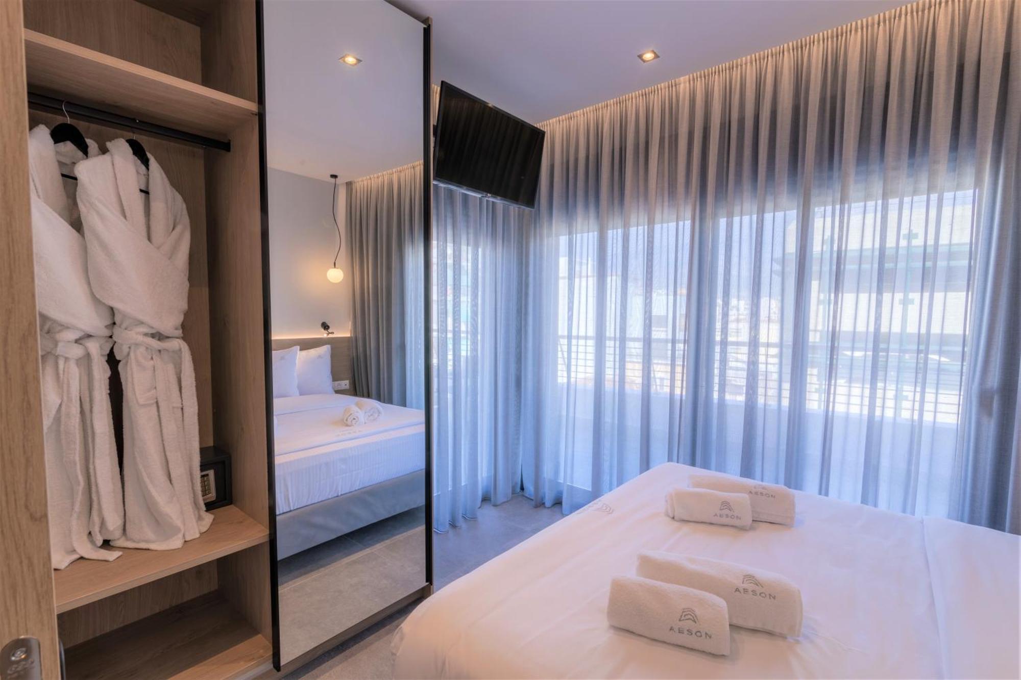Aeson Premium Living Aparthotel Volos Ngoại thất bức ảnh