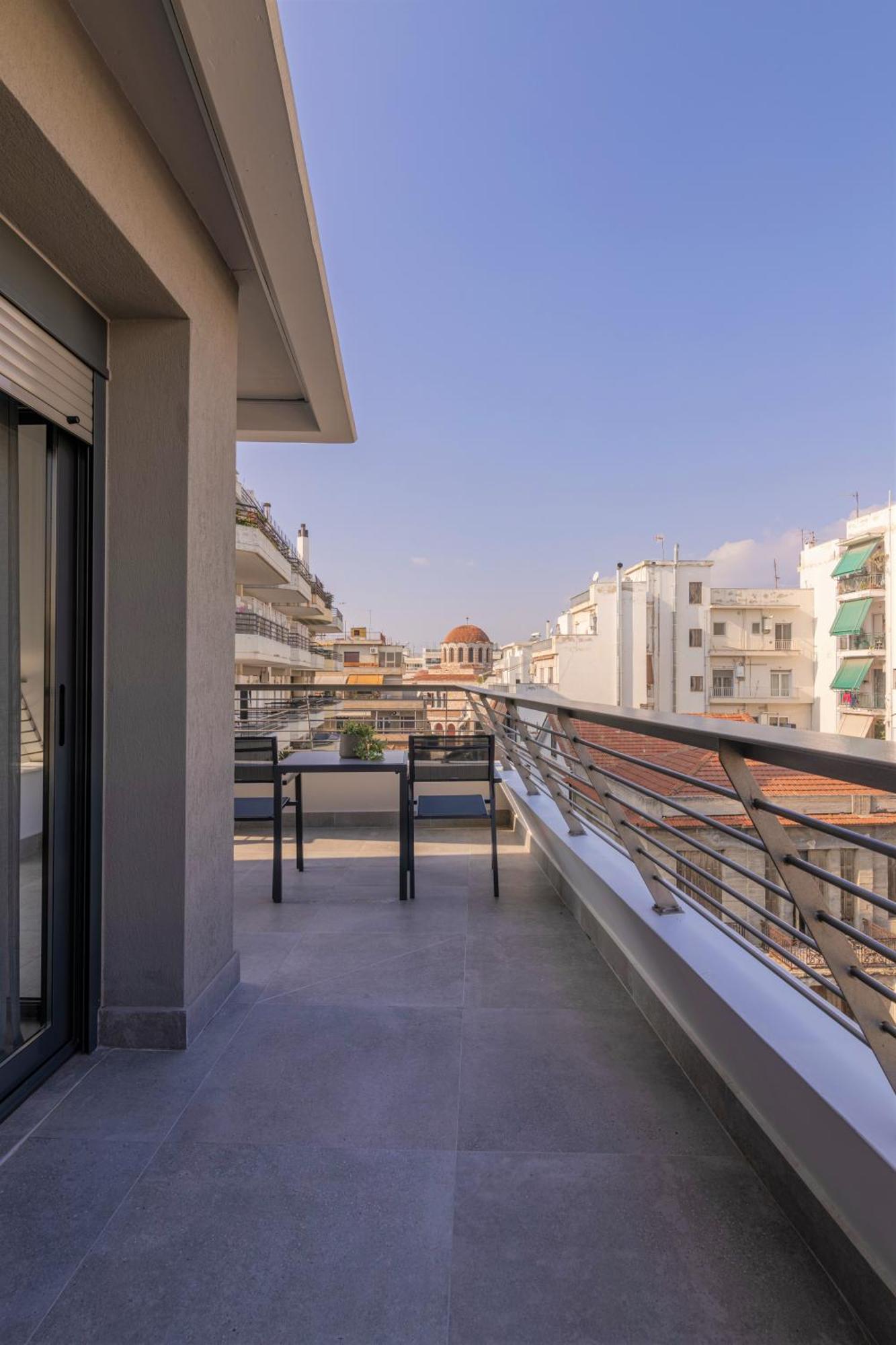 Aeson Premium Living Aparthotel Volos Ngoại thất bức ảnh