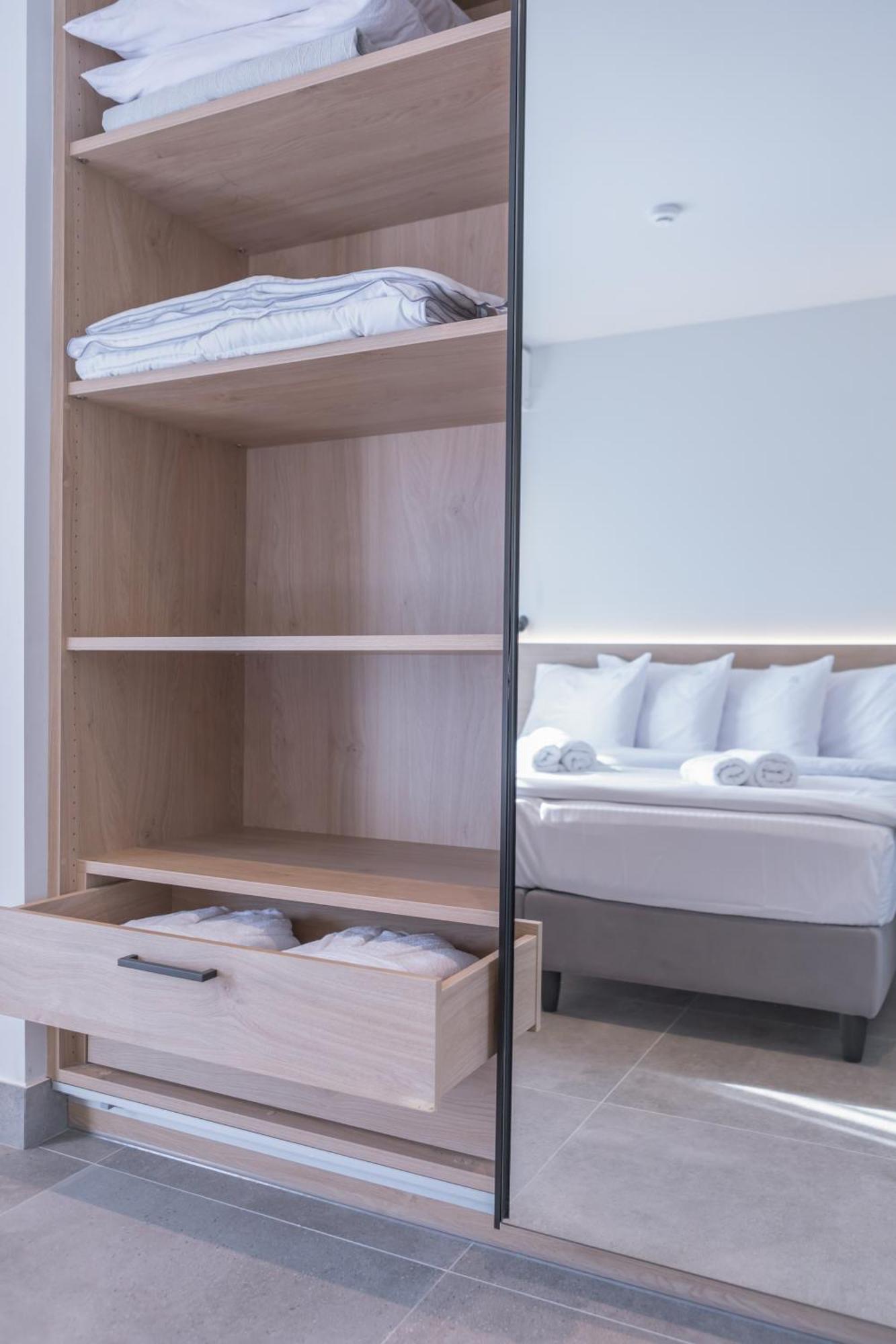 Aeson Premium Living Aparthotel Volos Ngoại thất bức ảnh