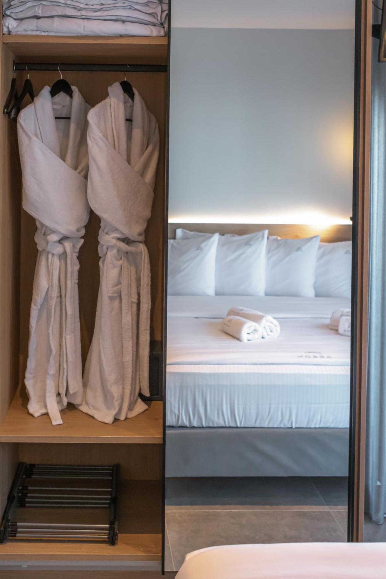 Aeson Premium Living Aparthotel Volos Ngoại thất bức ảnh