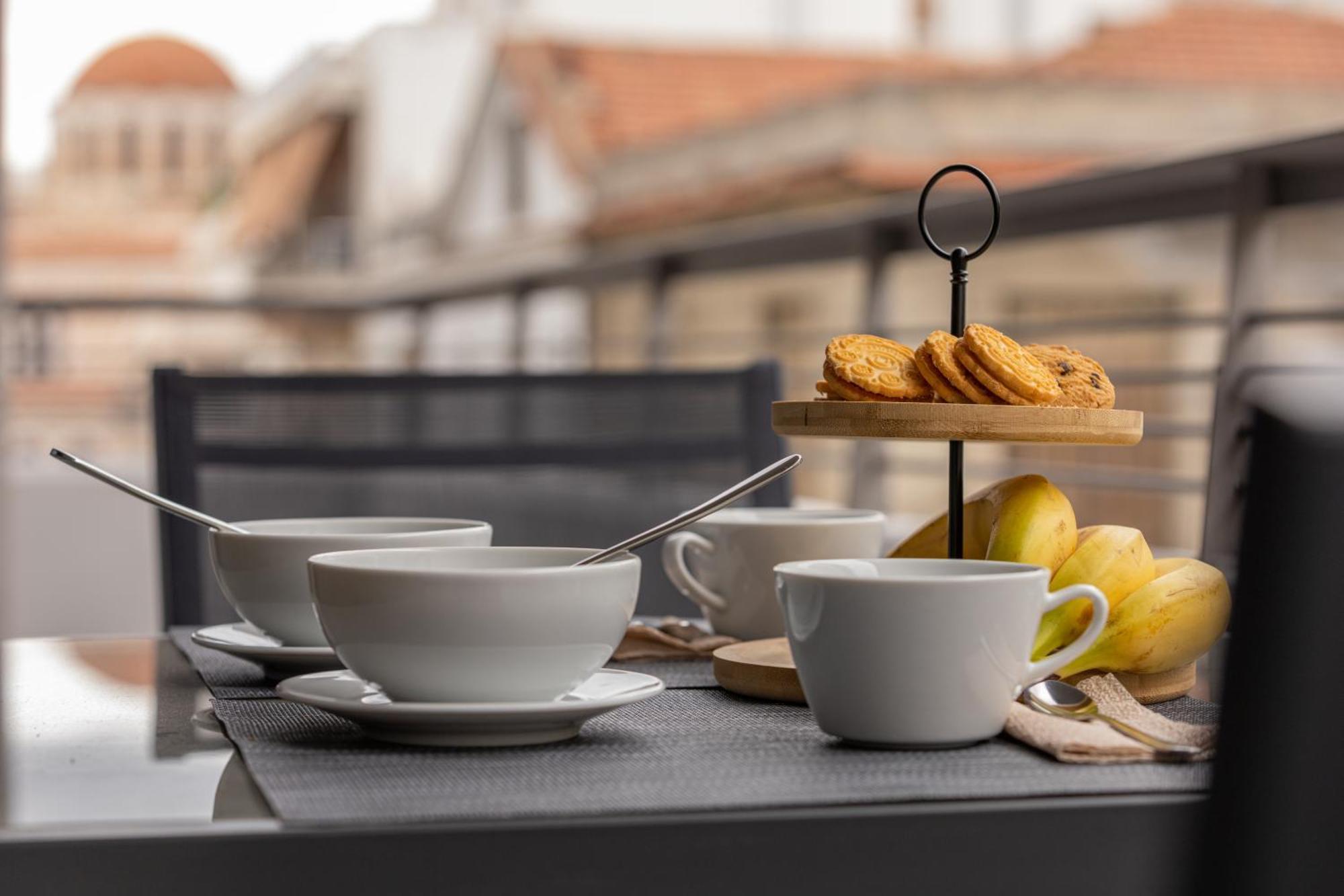 Aeson Premium Living Aparthotel Volos Ngoại thất bức ảnh