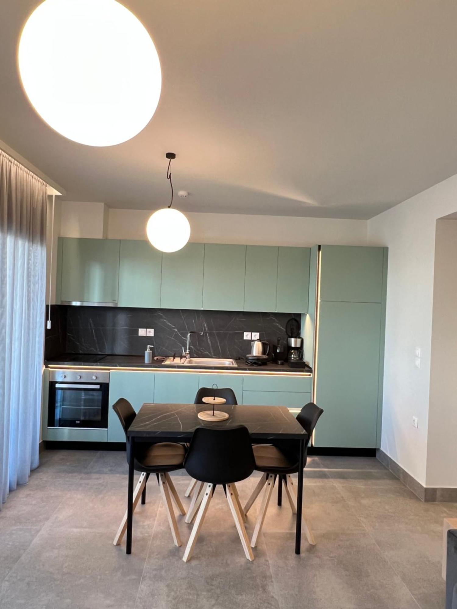 Aeson Premium Living Aparthotel Volos Ngoại thất bức ảnh