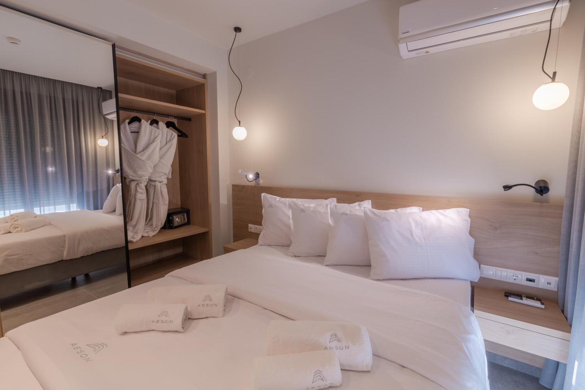 Aeson Premium Living Aparthotel Volos Ngoại thất bức ảnh